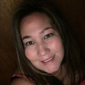 Meet your Posher, Eva